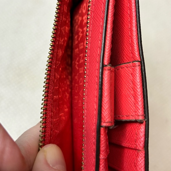 Kate Spade ♠️ Newbury Lane (Geranium) Wallet - Picture 6 of 11